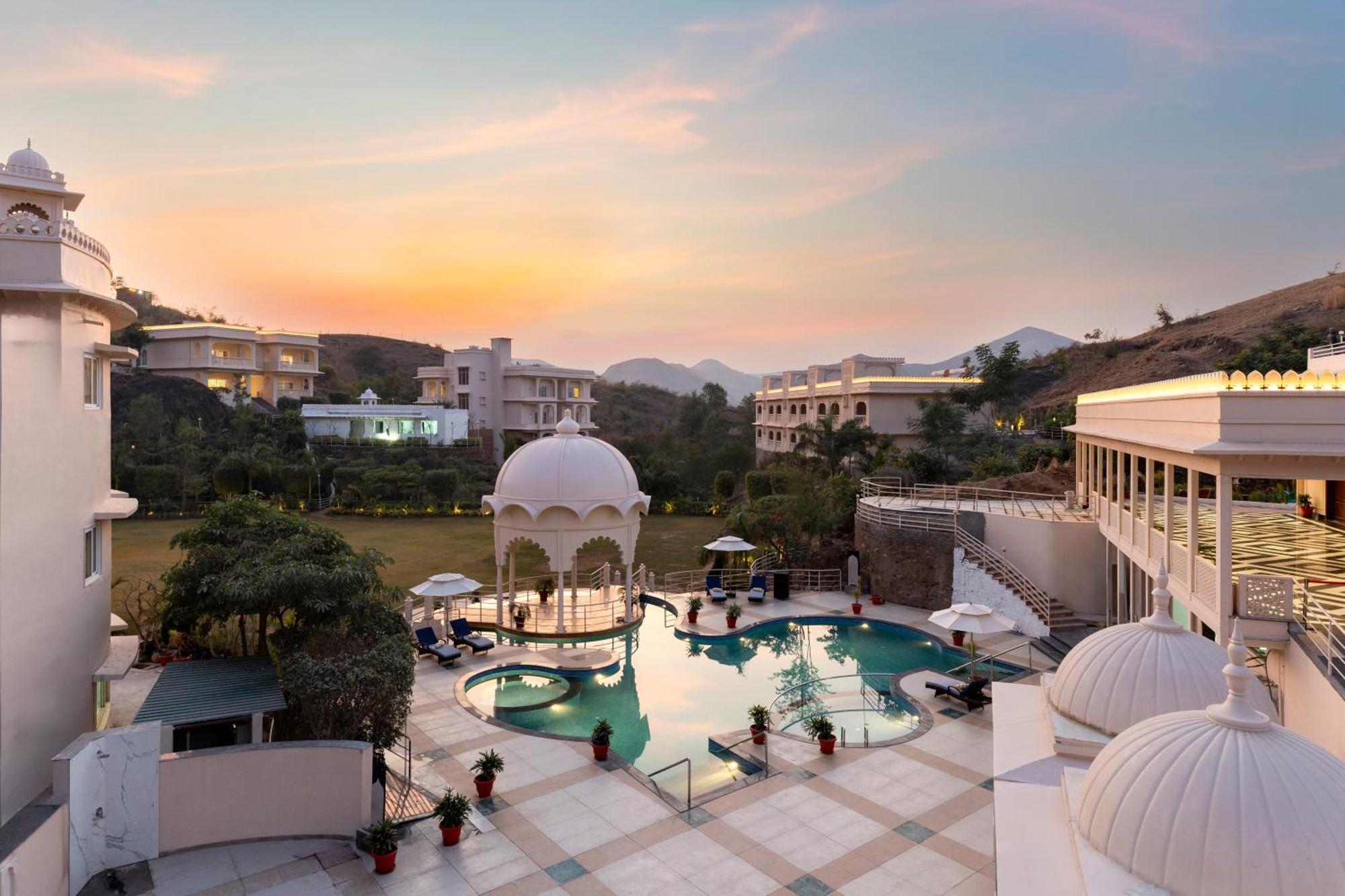 Sayaji Resorts & Spa Udaipur Luaran gambar