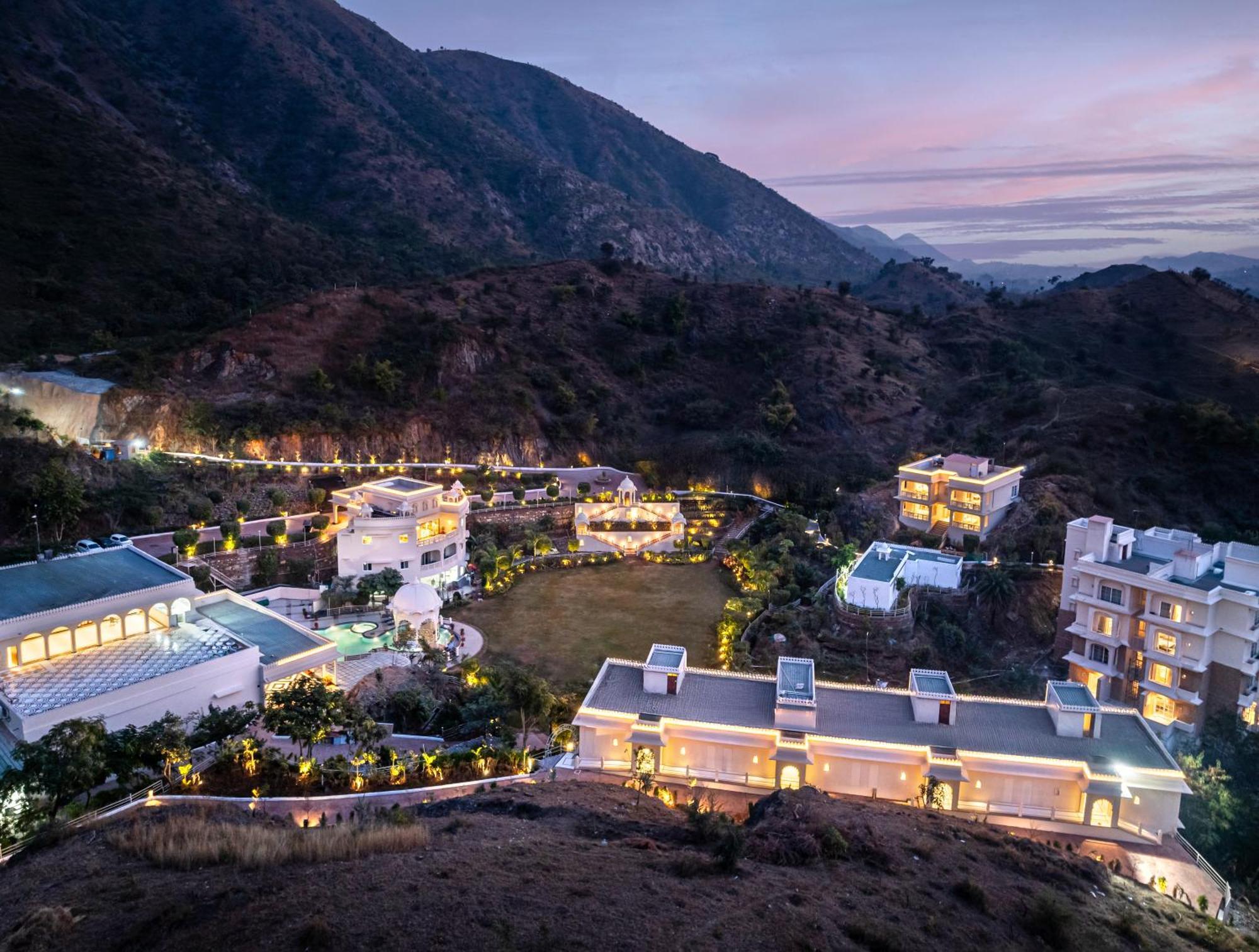 Sayaji Resorts & Spa Udaipur Luaran gambar