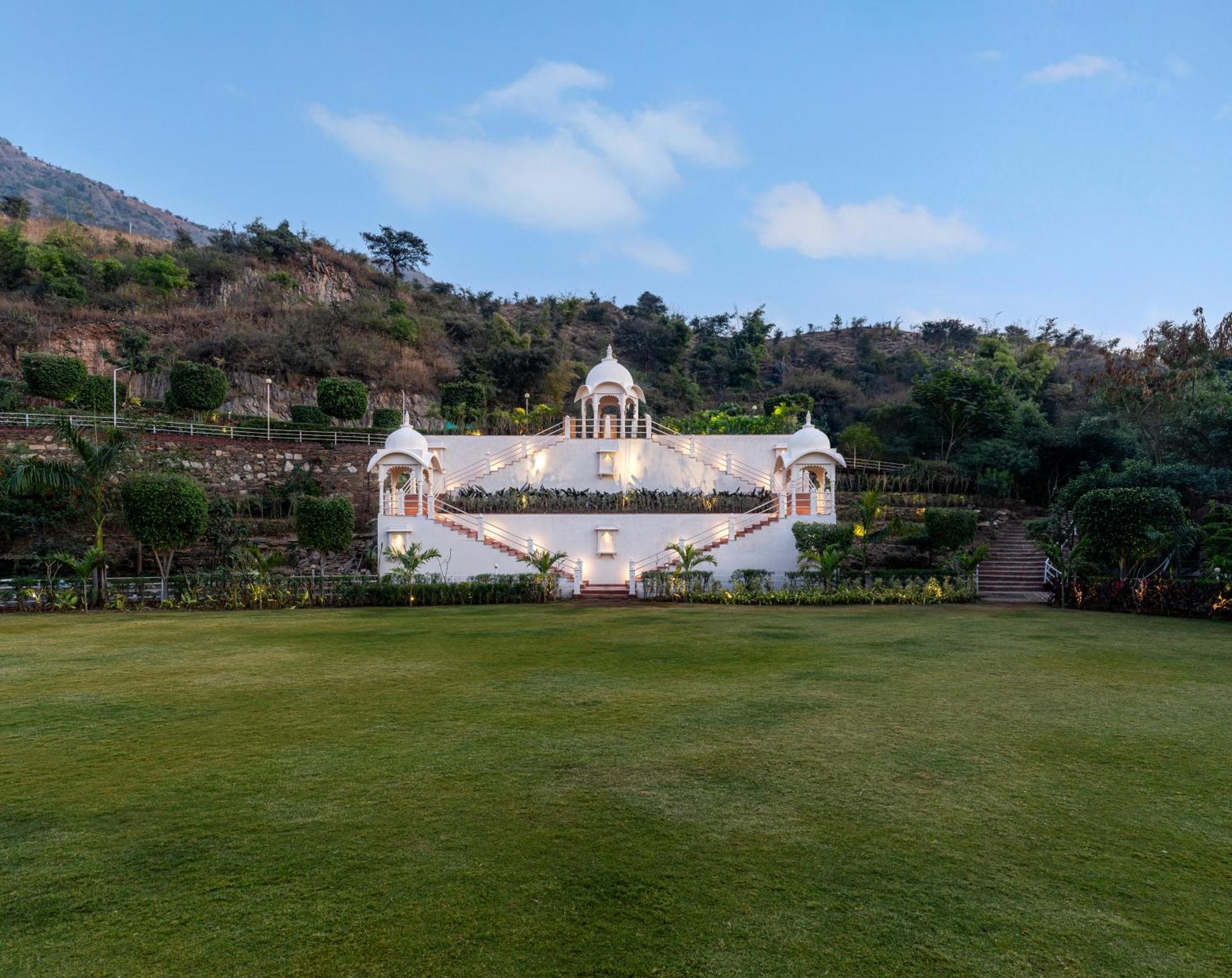 Sayaji Resorts & Spa Udaipur Luaran gambar