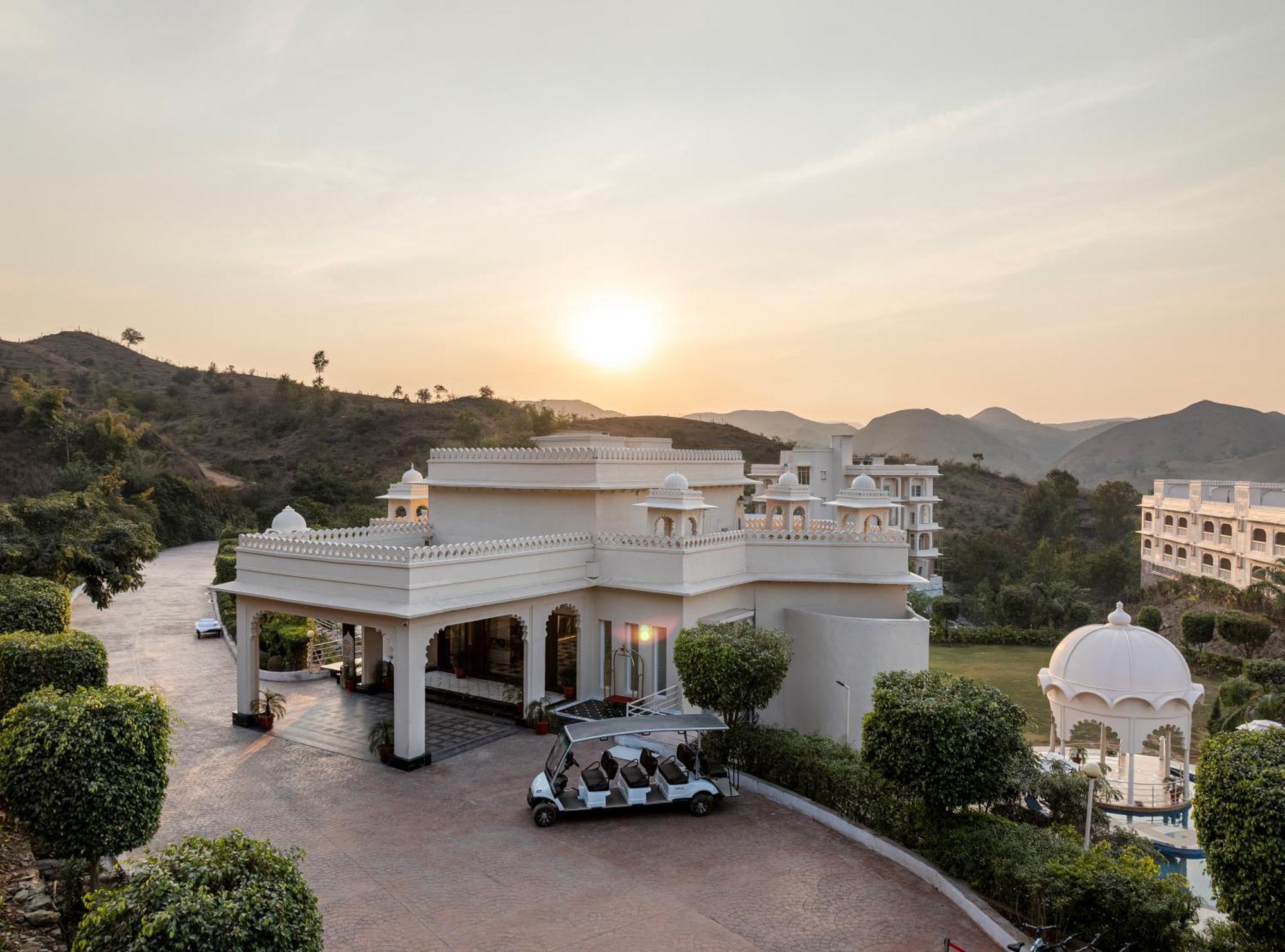 Sayaji Resorts & Spa Udaipur Luaran gambar